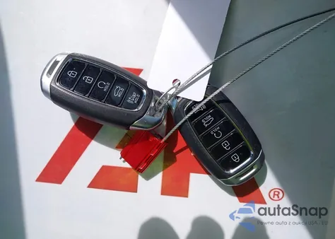 2022 Hyundai Elantra Sel from USA, damaged, VIN KMHLM4AG7NU352637